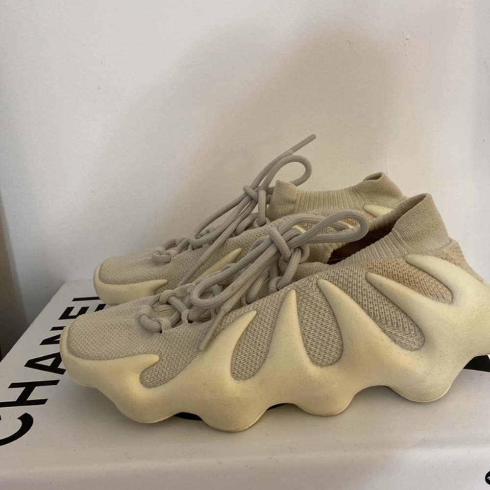 Yeezy 450 Cloud White - Picture 2 of 12